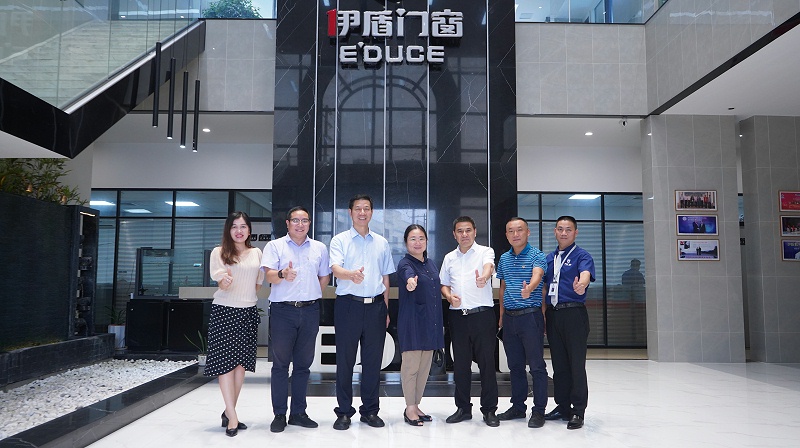 眾科聯走進伊盾門窗，就工業4.0數智化時代共謀發展進行探討交流！